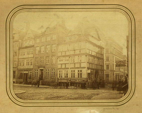  - 1 Foto, Ch. Fuchs, Dornbusch/ Ecke Brodschrangen. Um 1860