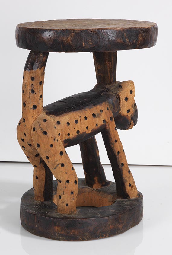   - Leoparden-Karyatide. Bamileke, Kamerun - Verso