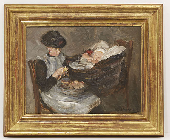 Max Liebermann - Mädchen aus Laren beim Kartoffelschälen neben schlafendem Kind im Korb - Image du cadre