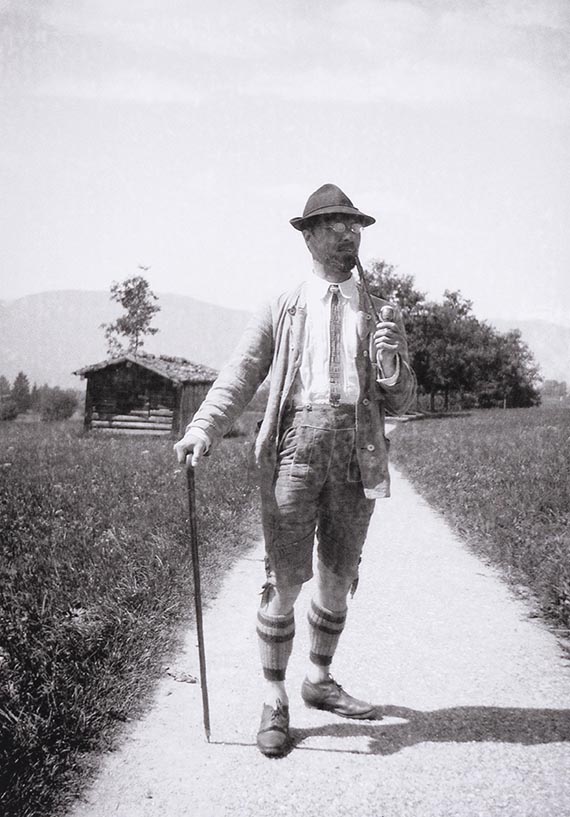 Illustration  for: Kandinsky with a walking stick and pipe on a path near Kochel, 1910, photo: unknown.